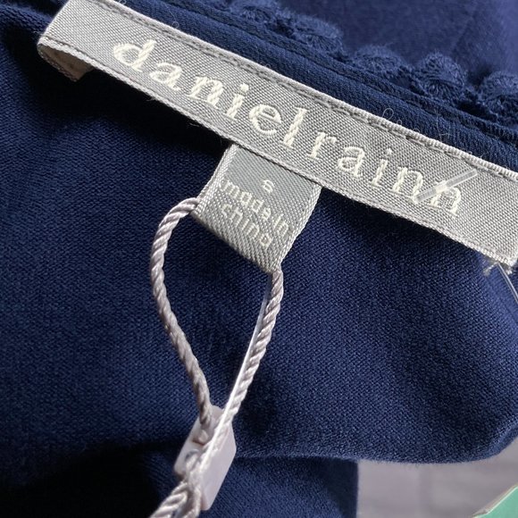 New Daniel Rainn Small S Stitch Fix Navy Blue Darrel Crochet Yoke Knit Top - Picture 4 of 6
